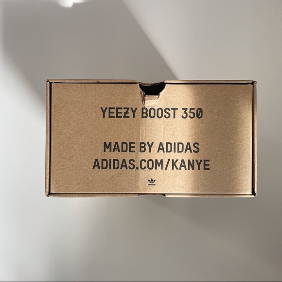 YEEZY BOOST 350 V2 “OREO” - Picture 15 of 16